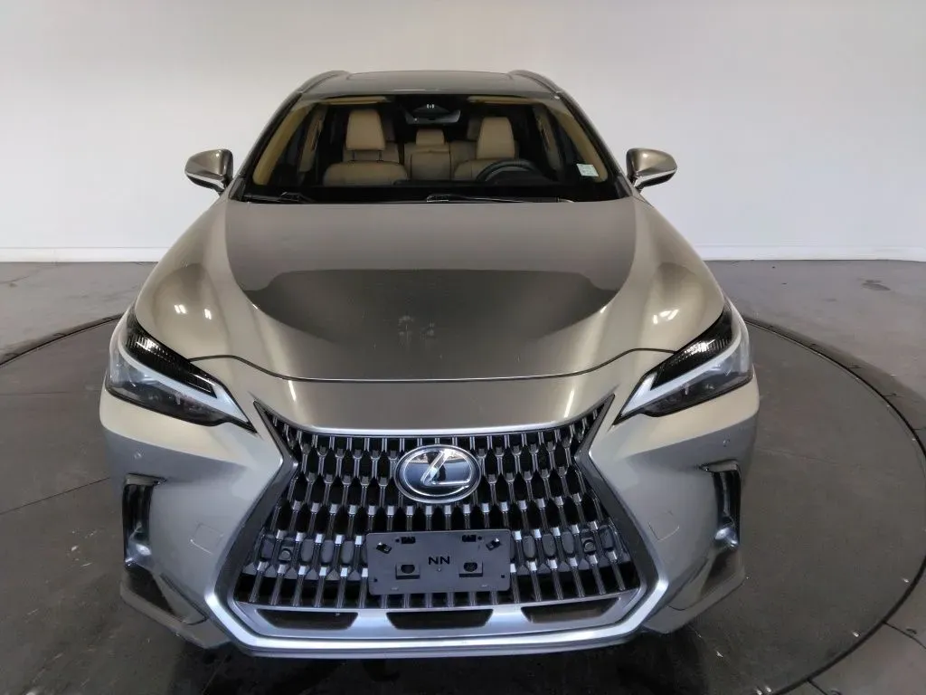 2023 Lexus NX 350 - Photo 3