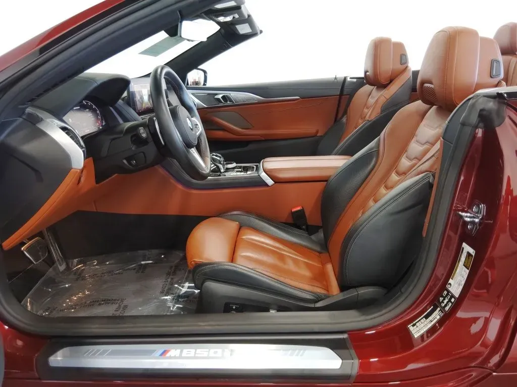 2024 BMW 8 Series M850i - Photo 29