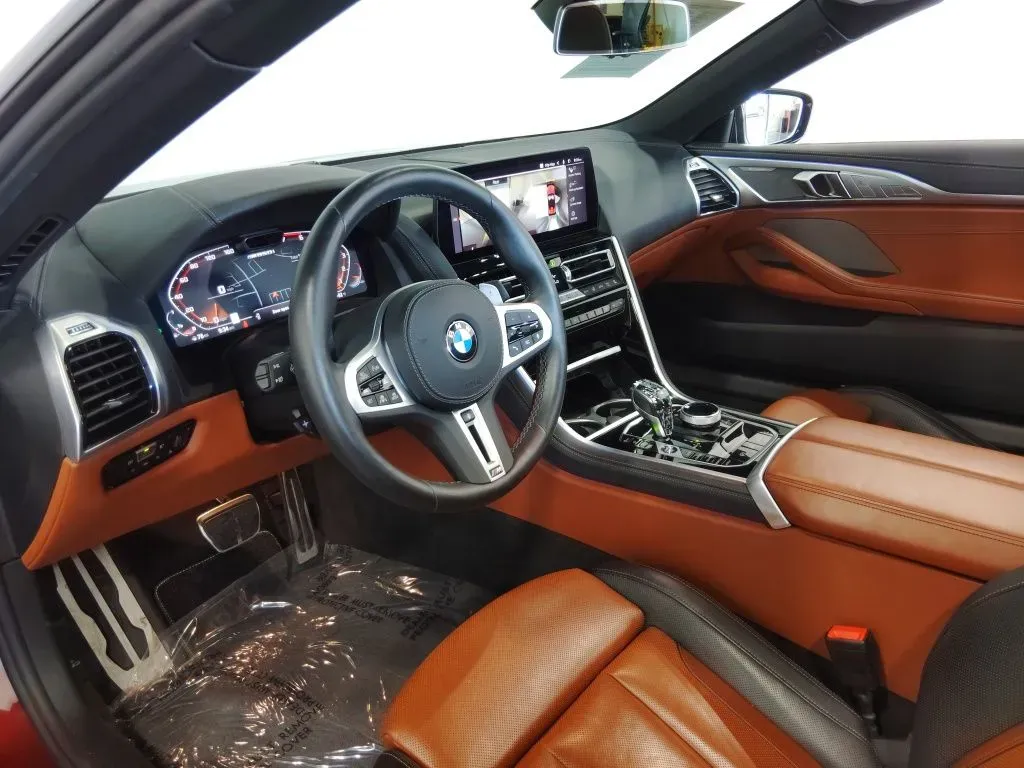 2024 BMW 8 Series M850i - Photo 31