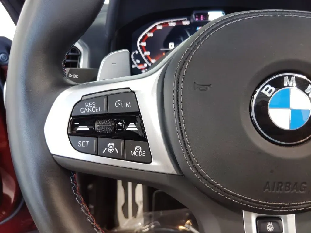2024 BMW 8 Series M850i - Photo 14
