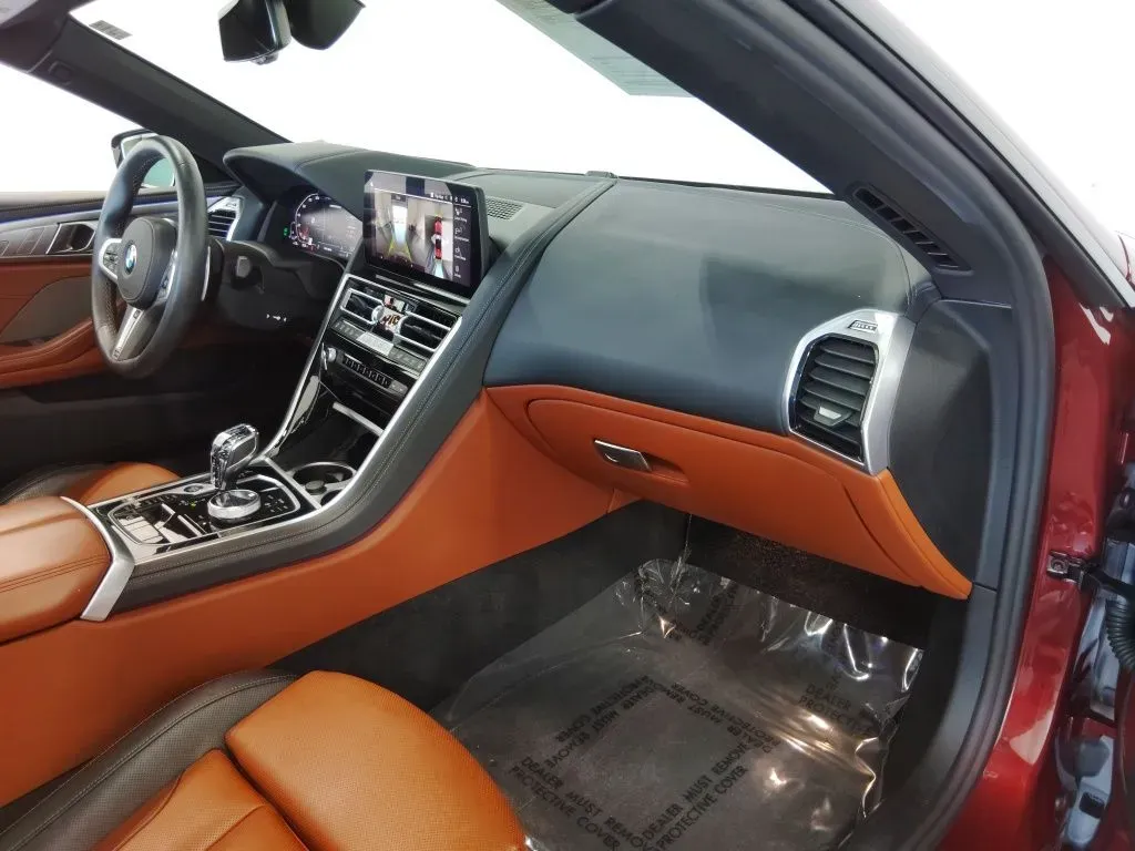 2024 BMW 8 Series M850i - Photo 41