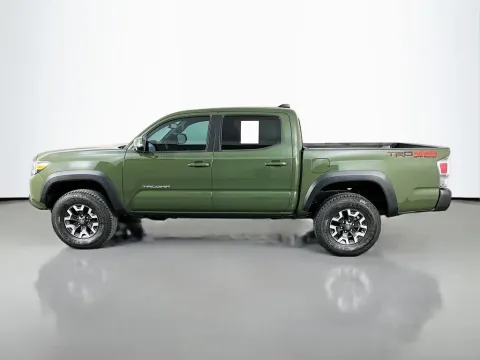 More photos of 2022 Toyota Tacoma TRD Off-Road at Clement Supercenter, MO