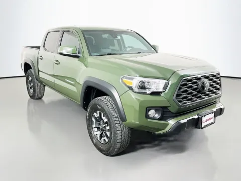 More photos of 2022 Toyota Tacoma TRD Off-Road at Clement Supercenter, MO