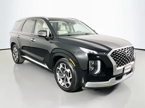 Another view of 2021 Hyundai Palisade Calligraphy for sale in St. Charles, MO at Clement Supercenter