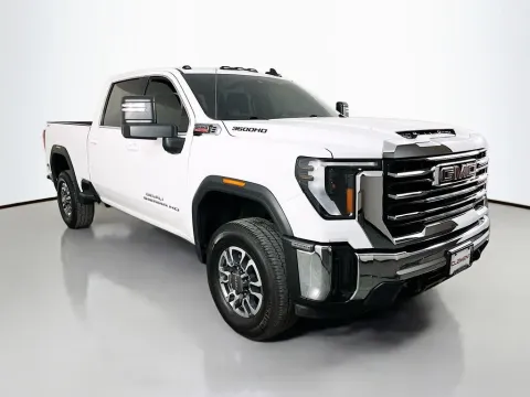 More photos of 2025 GMC Sierra 3500HD SLE at Clement Supercenter, MO