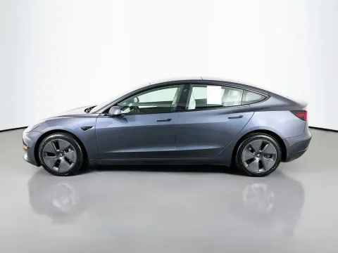 More photos of 2023 Tesla Model 3 at Clement Supercenter, MO