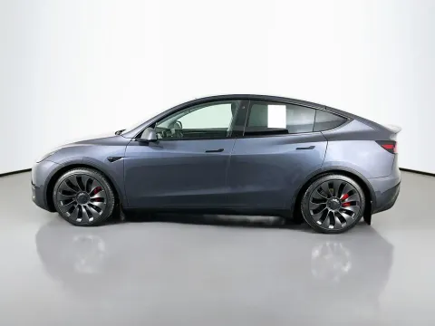 More photos of 2023 Tesla Model Y Performance at Clement Supercenter, MO