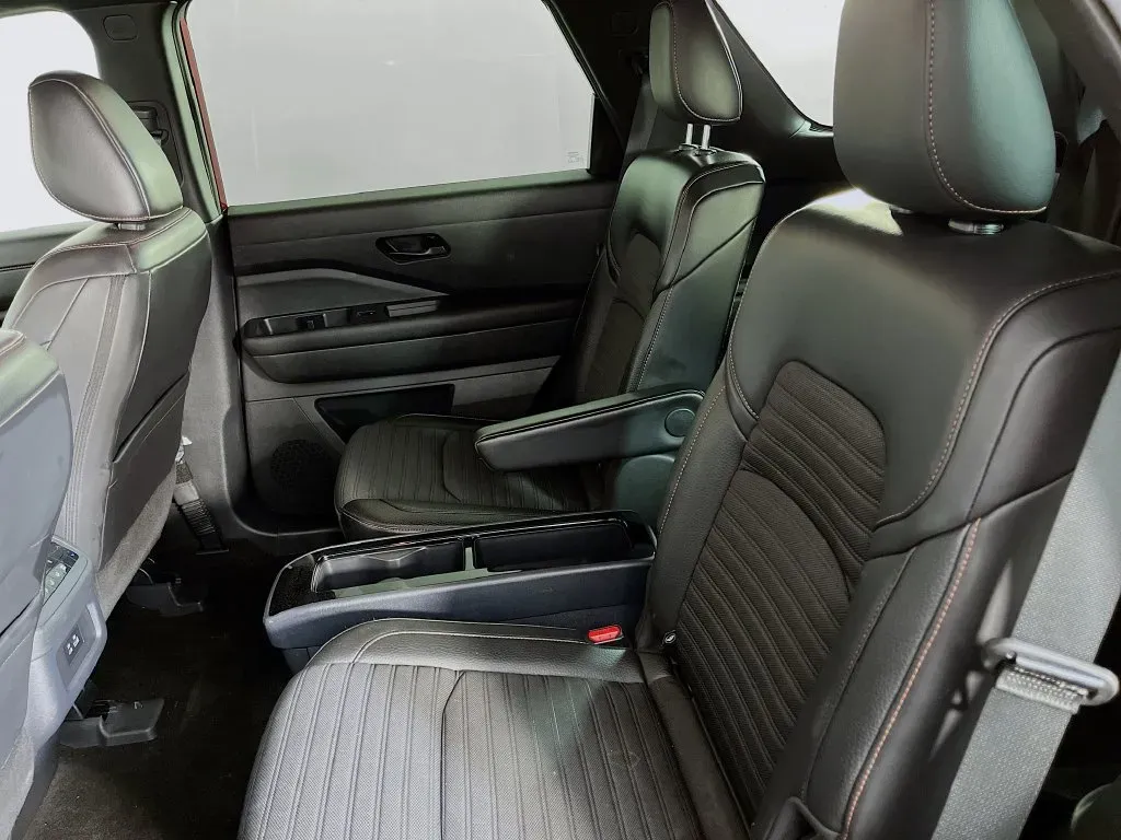 Nissan Pathfinder photo 28