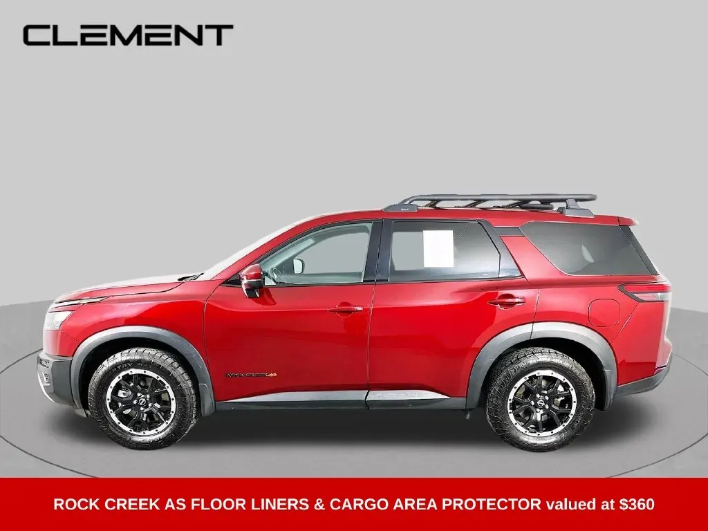 Nissan Pathfinder photo 4