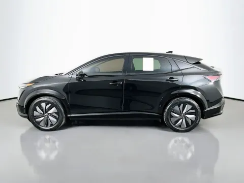 More photos of 2025 Nissan Ariya EVOLVE+ e-4ORCE at Clement Supercenter, MO