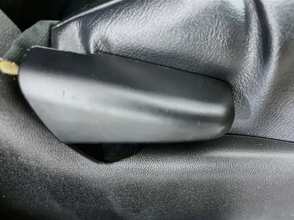 Toyota Tacoma photo 28