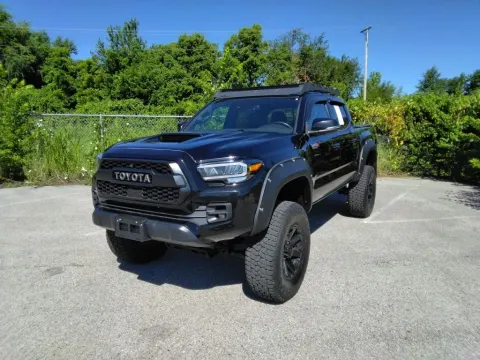 More photos of 2020 Toyota Tacoma TRD Pro at Clement Supercenter, MO