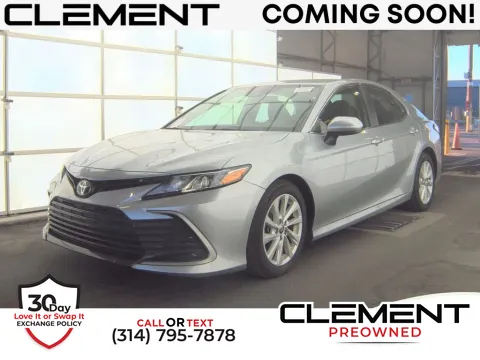 White 2022 Toyota Camry LE for sale in St. Charles, MO
