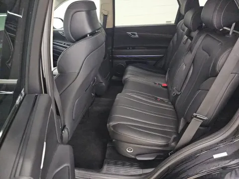 More photos of 2024 Genesis GV80 2.5T at Clement Supercenter, MO