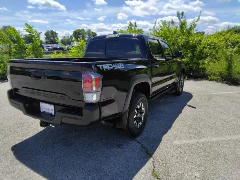 More photos of 2023 Toyota Tacoma TRD Off-Road at Clement Supercenter, MO