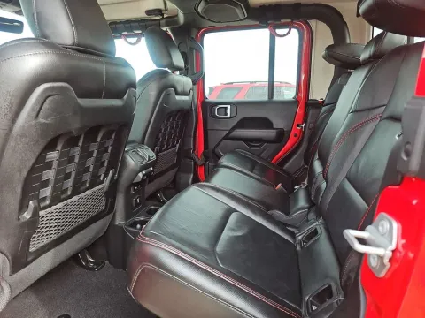 More photos of 2022 Jeep Gladiator Rubicon at Clement Supercenter, MO