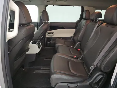 More photos of 2024 Kia Carnival EX at Clement Supercenter, MO