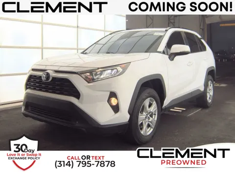 White 2019 Toyota RAV4 XLE for sale in St. Charles, MO
