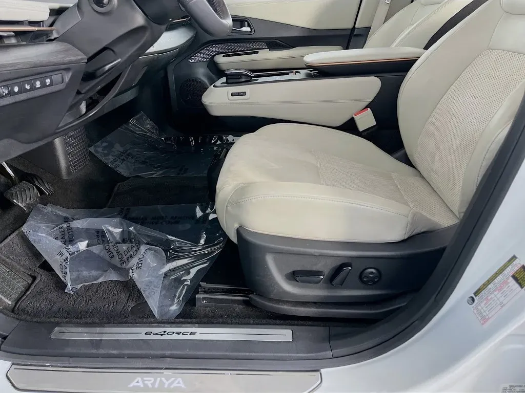 Nissan Ariya photo 28
