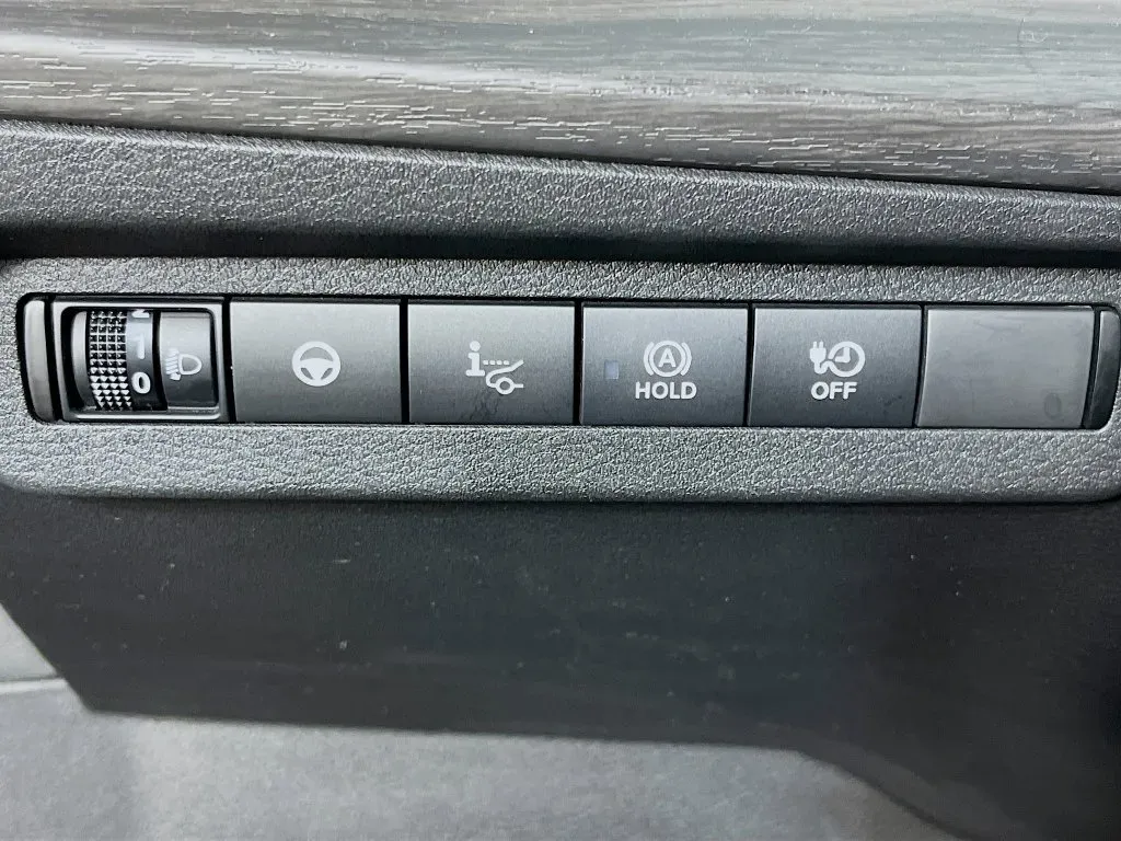 Nissan Ariya photo 12