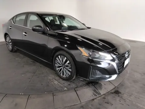 More photos of 2025 Nissan Altima 2.5 SV at Clement Supercenter, MO