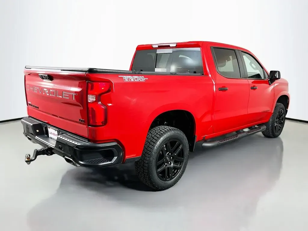 2024 Chevrolet Silverado 1500 LT Trail Boss - Photo 7