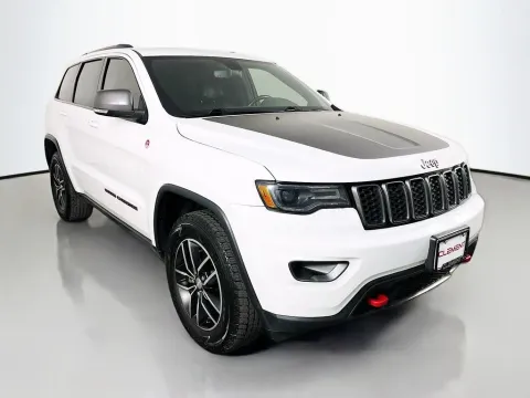 Another view of 2018 Jeep Grand Cherokee Trailhawk for sale in St. Charles, MO at Clement Supercenter
