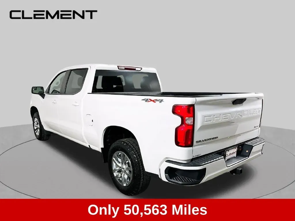 Chevrolet Silverado photo 8