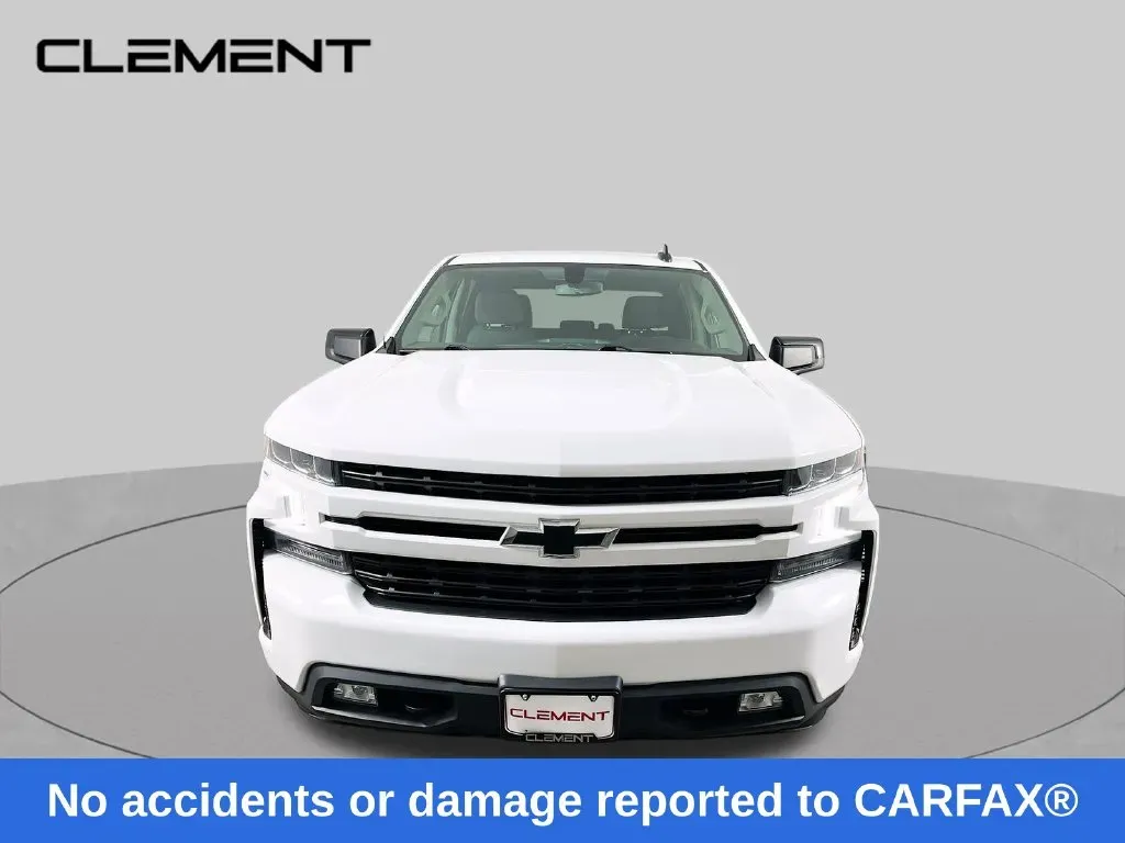 Chevrolet Silverado photo 2