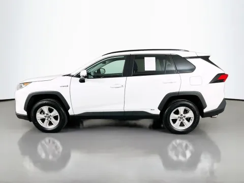 More photos of 2021 Toyota RAV4 Hybrid XLE at Clement Supercenter, MO