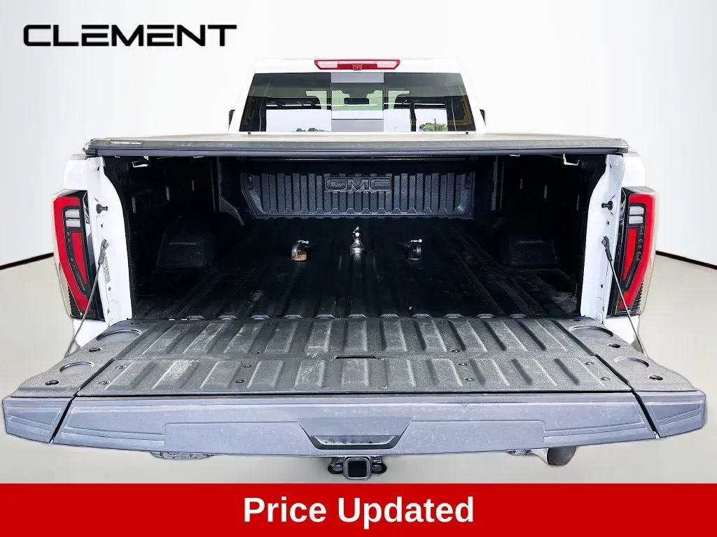 GMC Sierra photo 9
