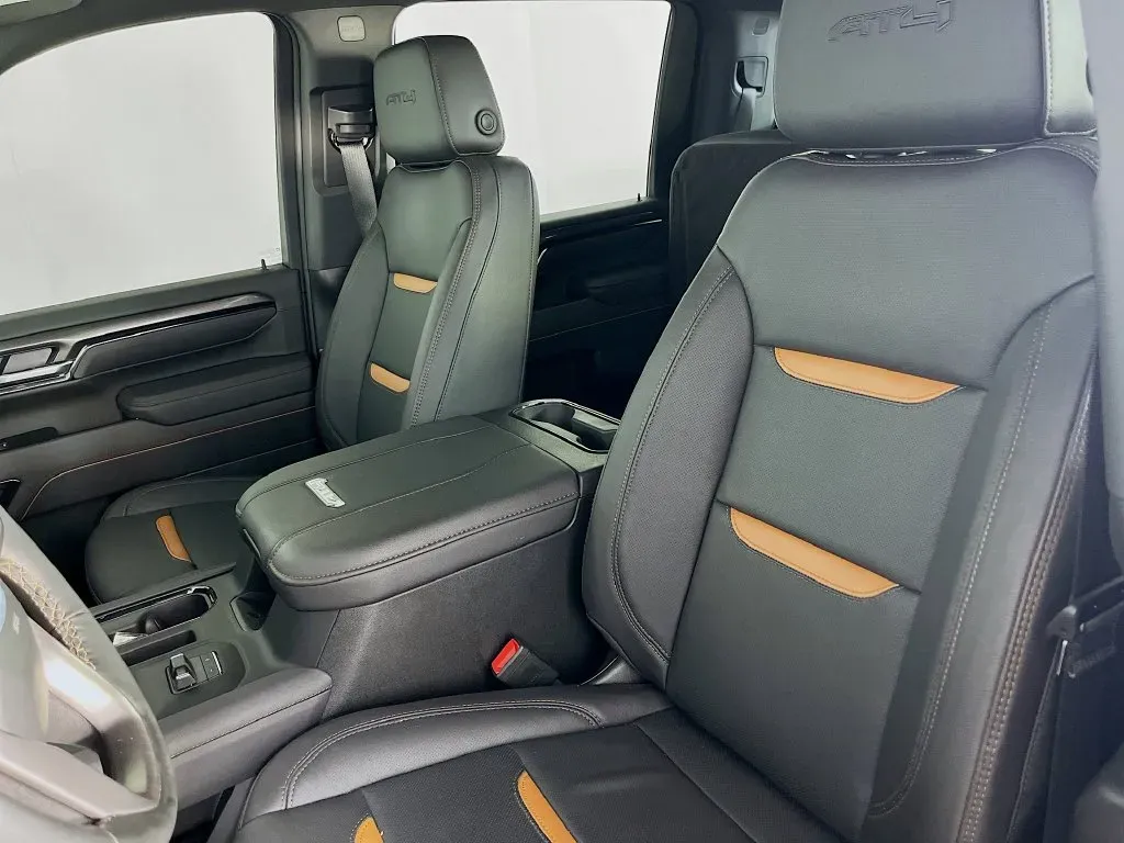 GMC Sierra photo 27