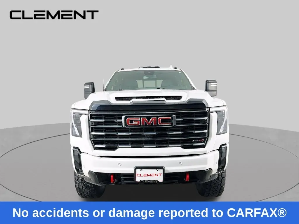 GMC Sierra photo 2