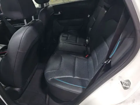 More photos of 2020 Kia Niro EV EX Premium at Clement Supercenter, MO