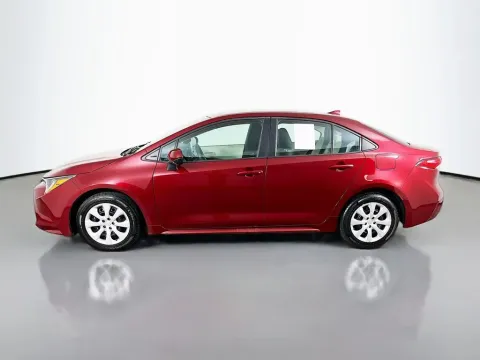 More photos of 2022 Toyota Corolla LE at Clement Supercenter, MO