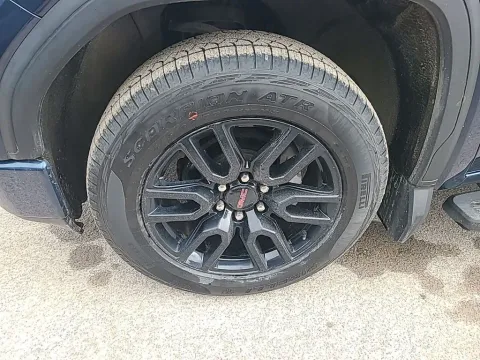 More photos of 2021 GMC Sierra 1500 Elevation at Clement Supercenter, MO