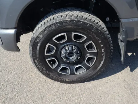More photos of 2024 Ford F-250SD Platinum at Clement Supercenter, MO