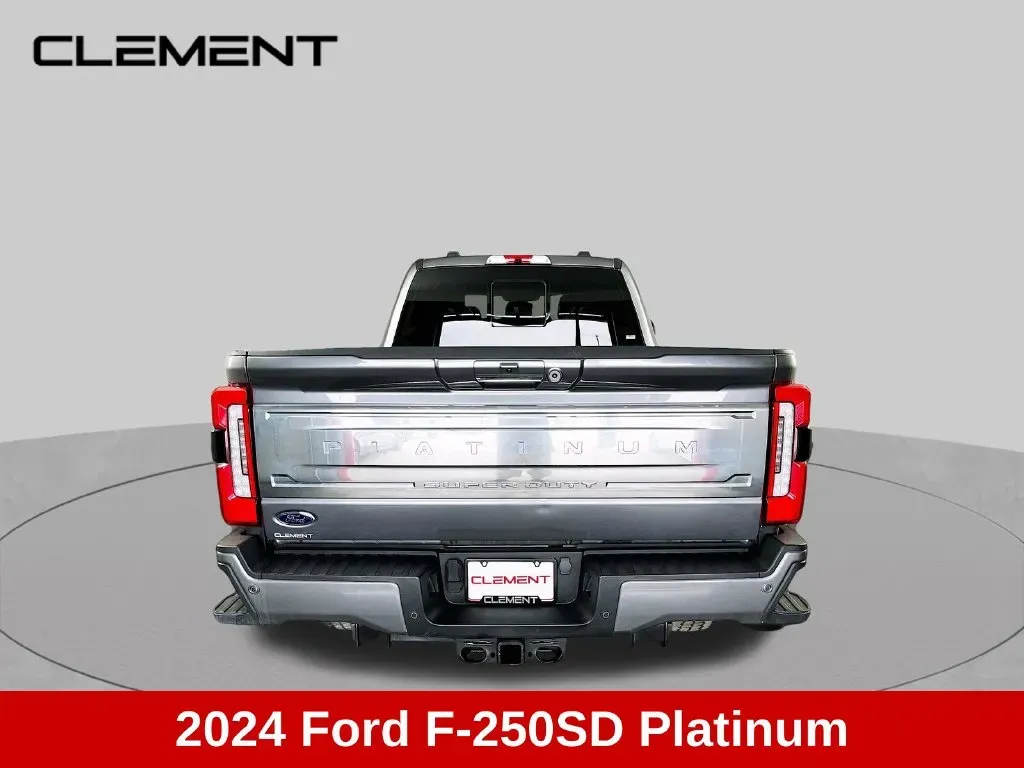 Ford F-250SD photo 5