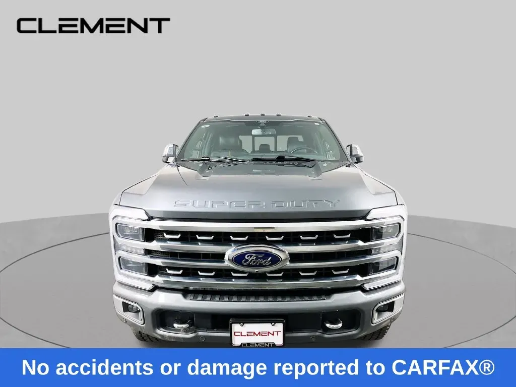 Ford F-250SD photo 2