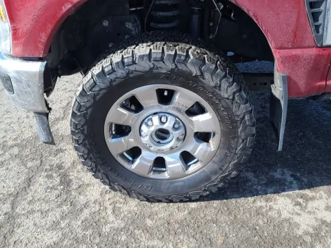 More photos of 2025 Ford F-250SD King Ranch at Clement Supercenter, MO