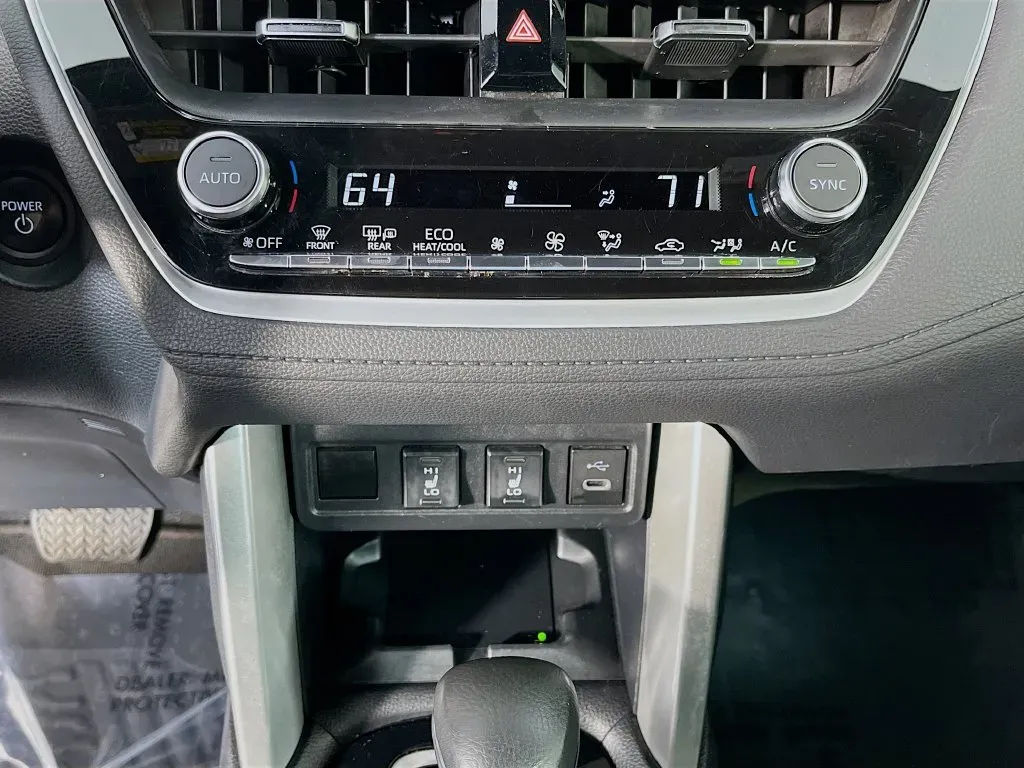 Toyota Corolla Cross photo 20