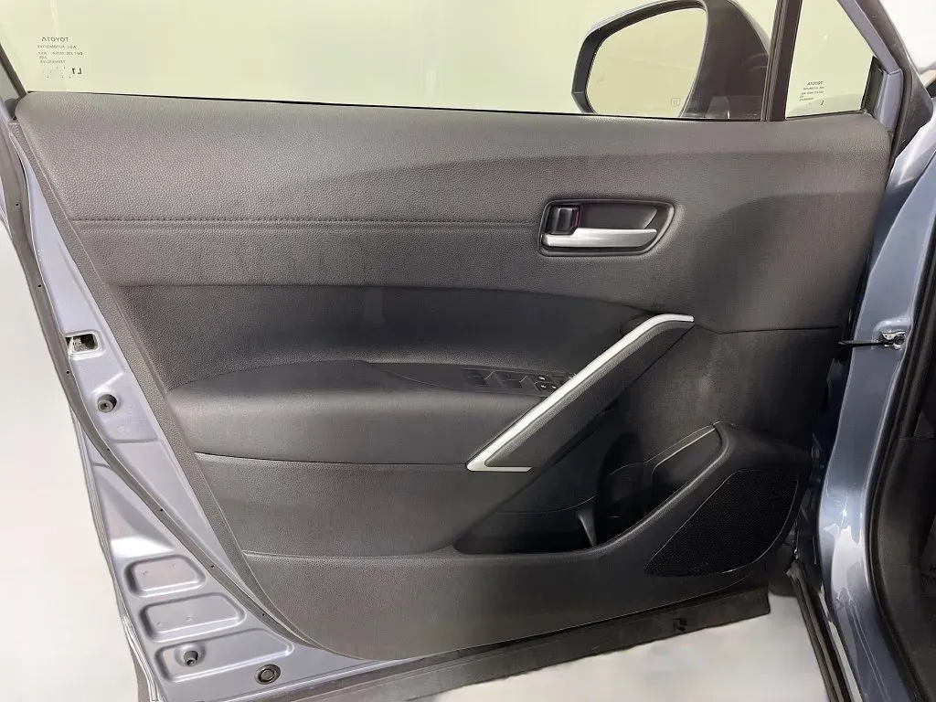Toyota Corolla Cross photo 25