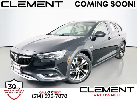 Black 2018 Buick Regal TourX Essence for sale in St. Charles, MO