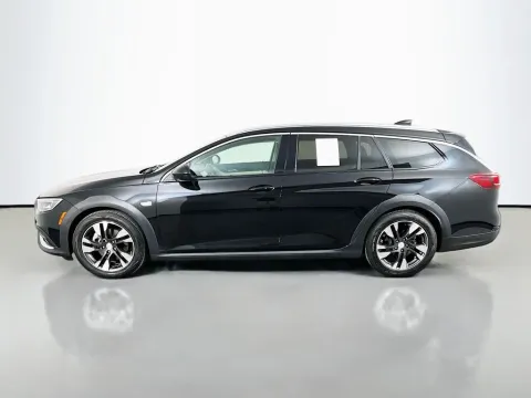 More photos of 2018 Buick Regal TourX Essence at Clement Supercenter, MO