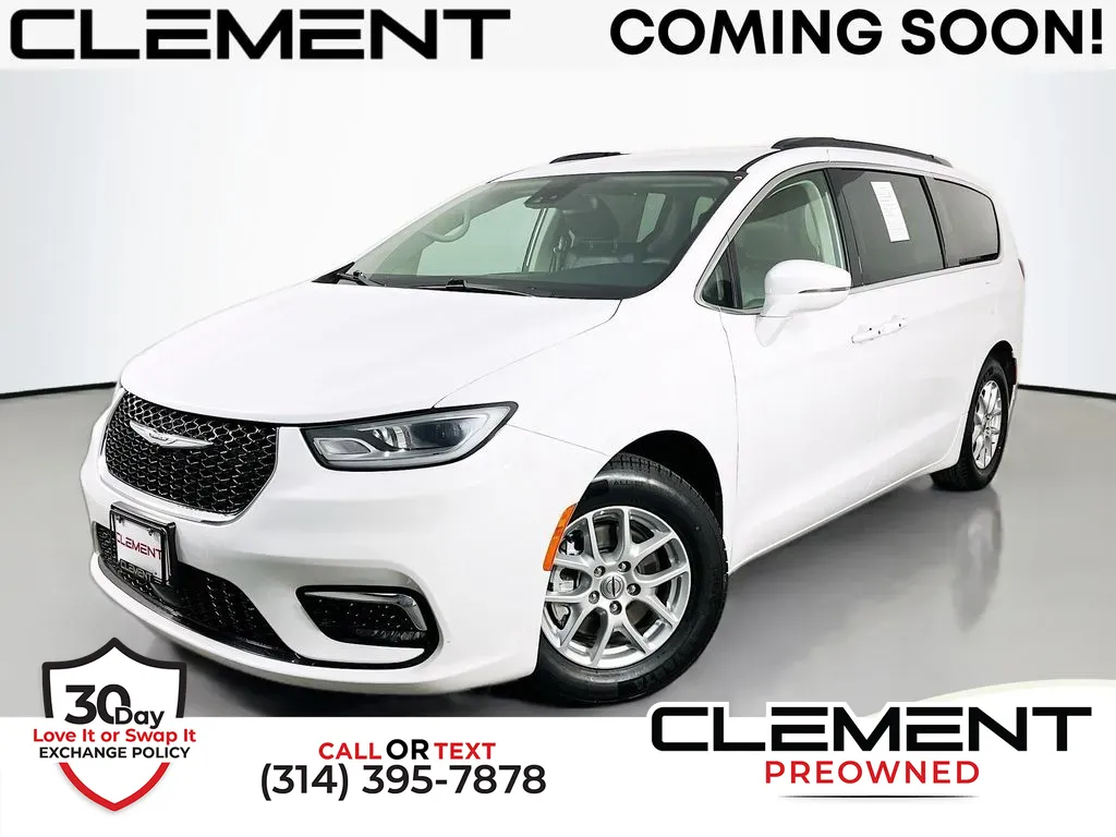 2022 Chrysler Pacifica Touring L's photo