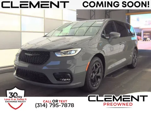 Gray 2022 Chrysler Pacifica Hybrid Limited for sale in St. Charles, MO