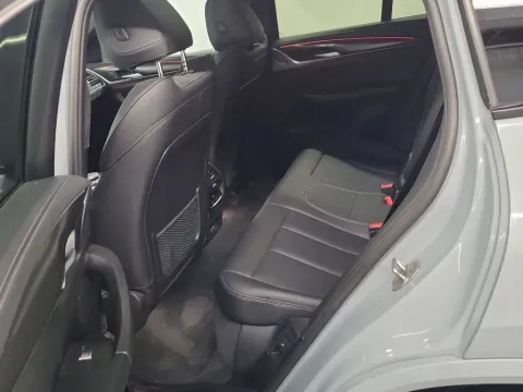 More photos of 2022 BMW X4 xDrive30i at Clement Supercenter, MO