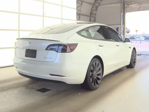 More photos of 2021 Tesla Model 3 Performance at Clement Supercenter, MO