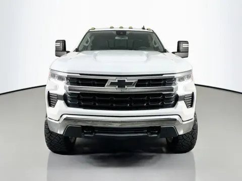 Photos of 2022 Chevrolet Silverado 1500 LT for sale in St. Charles, MO at Clement Supercenter