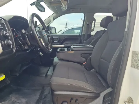 Another view of 2019 Chevrolet Silverado 2500HD LT for sale in St. Charles, MO at Clement Supercenter